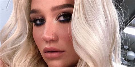 Kesha strips completely naked in skinny dipping photoshoot as。